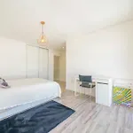 Black Pool House Just 10 Minutes Away From The *