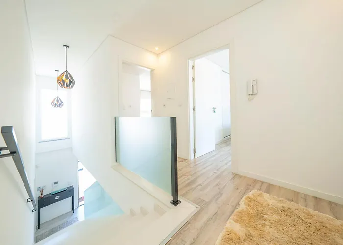 Black Pool House Just 10 Minutes Away From The 度假居 *